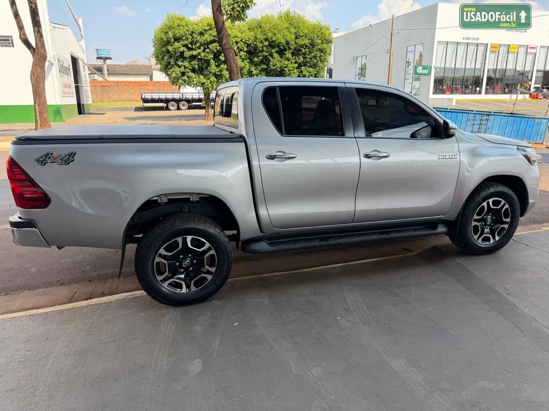 Toyota Hilux CD 2.8 4x4 Mecânico Diesel 2020/2021 — foto 10 de 12