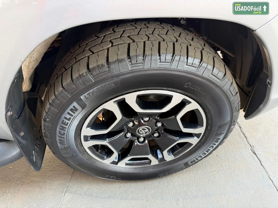 Toyota Hilux CD 2.8 4x4 Mecânico Diesel 2020/2021 — foto 3 de 12