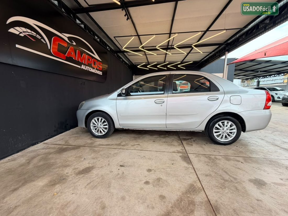 Toyota Etios Sedan XLS 1.5 Mecânico Flex 2015/2016 — foto 7 de 11