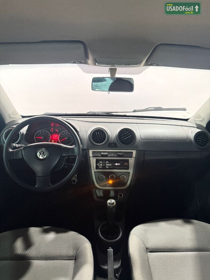 Volkswagen Voyage City 1.0 Mi Total Flex 2011/2012 — foto 12 de 14