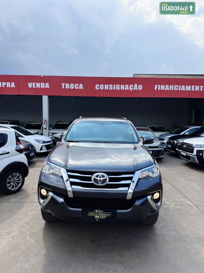 Toyota Hilux SW4 SRV 4x2 2.7 Automático Flex 2020/2020 — foto 3 de 12