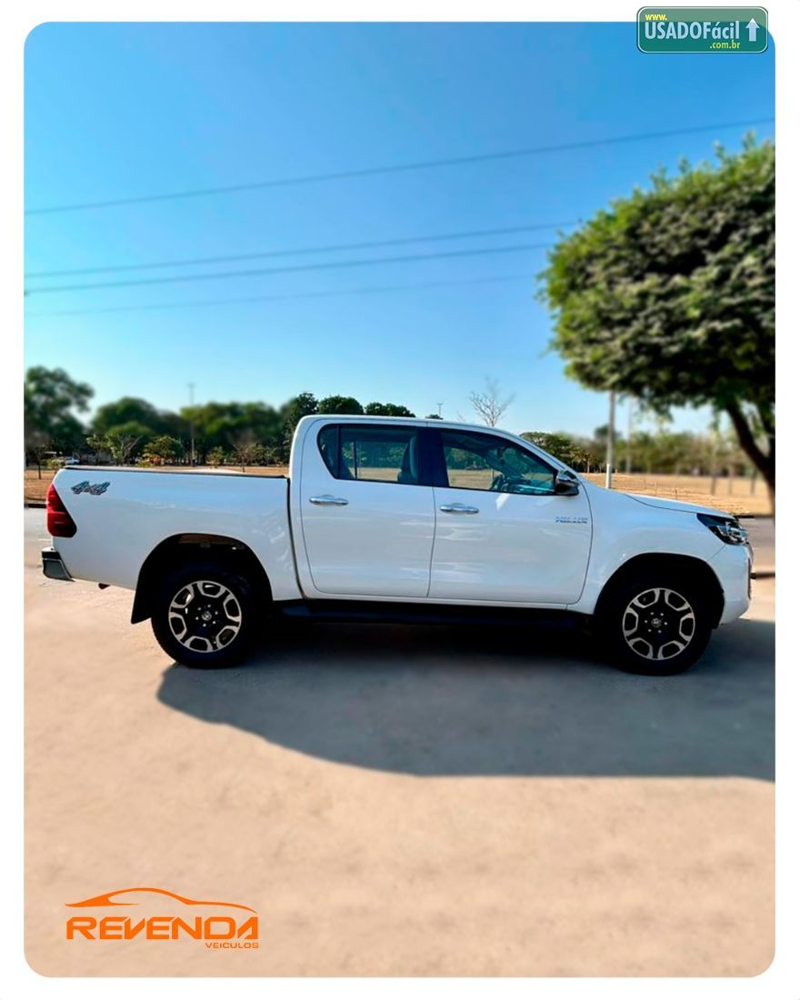 Toyota Hilux SRV CD 2.8 4x4 TDI Automático Diesel 2022/2022 — foto 9 de 16