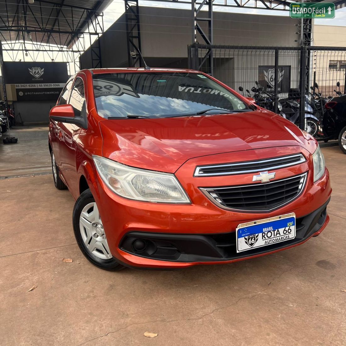 CHEVROLET/GM Onix Hatch LT 1.0 Mecânico Flex 2012/2013 — foto 6 de 15