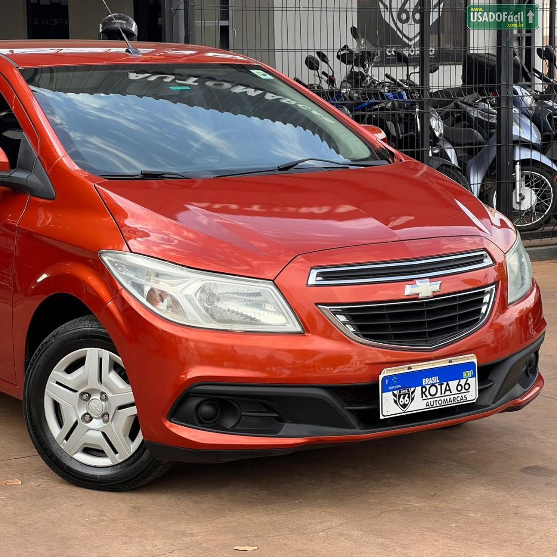 CHEVROLET/GM Onix Hatch LT 1.0 Mecânico Flex 2012/2013 — foto 7 de 15