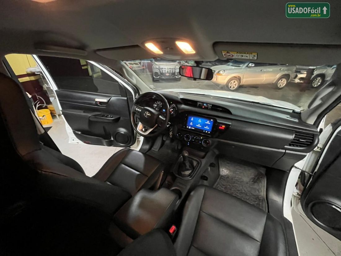 Toyota Hilux CD 2.8 4x4 Mecânico Diesel 2024/2024 — foto 14 de 16