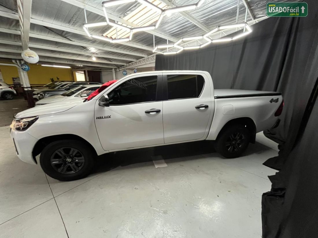 Toyota Hilux CD 2.8 4x4 Mecânico Diesel 2024/2024 — foto 4 de 16