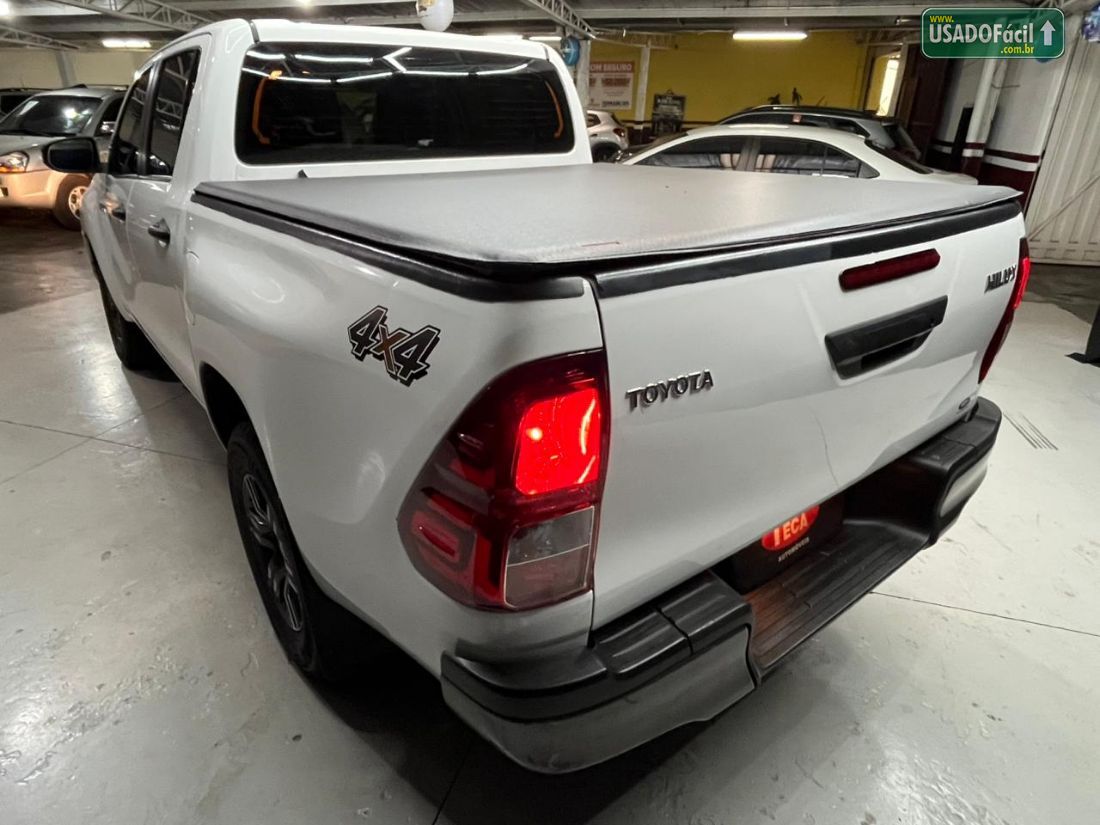 Toyota Hilux CD 2.8 4x4 Mecânico Diesel 2024/2024 — foto 5 de 16