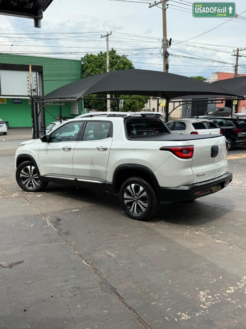 Fiat Toro Volcano 2.0 4X4 Turbo Automático Diesel 2023/2024 — foto 3 de 30