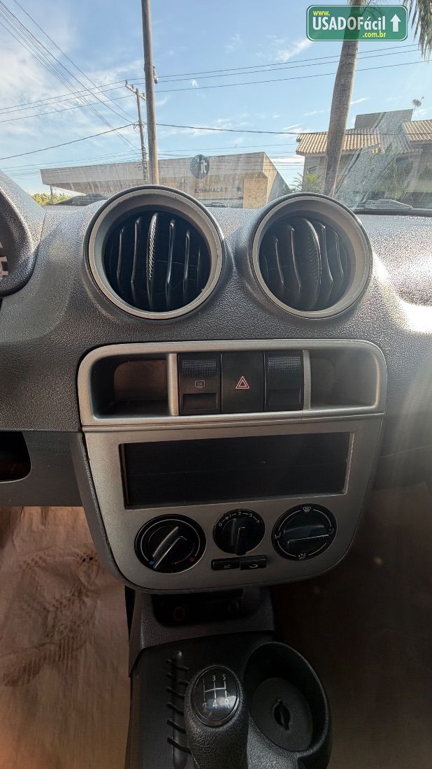 VOLKSWAGEN Gol City Trend 1.0 Total Flex 4P 2008/2008 — foto 10 de 12