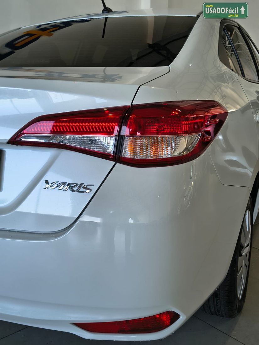 Toyota Yaris Sedan XL Live 1.5 Automático Flex 2020/2021 — foto 7 de 10