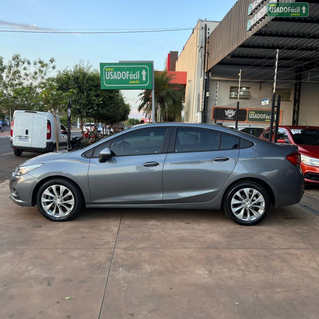 CHEVROLET/GM Cruze LT 1.4 Turbo Automático Flex 2018/2019 — foto 2 de 15