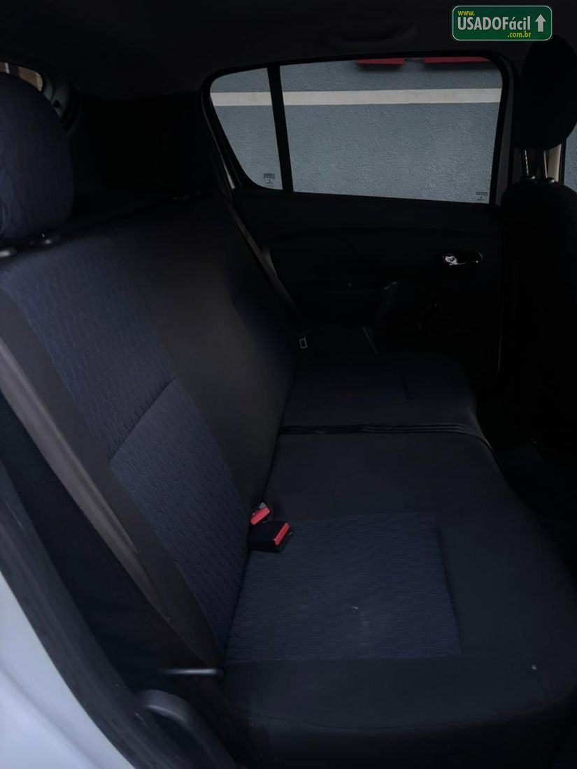 Renault Sandero Expression 1.0 Hi-Power 5P 2014/2015 — foto 9 de 9