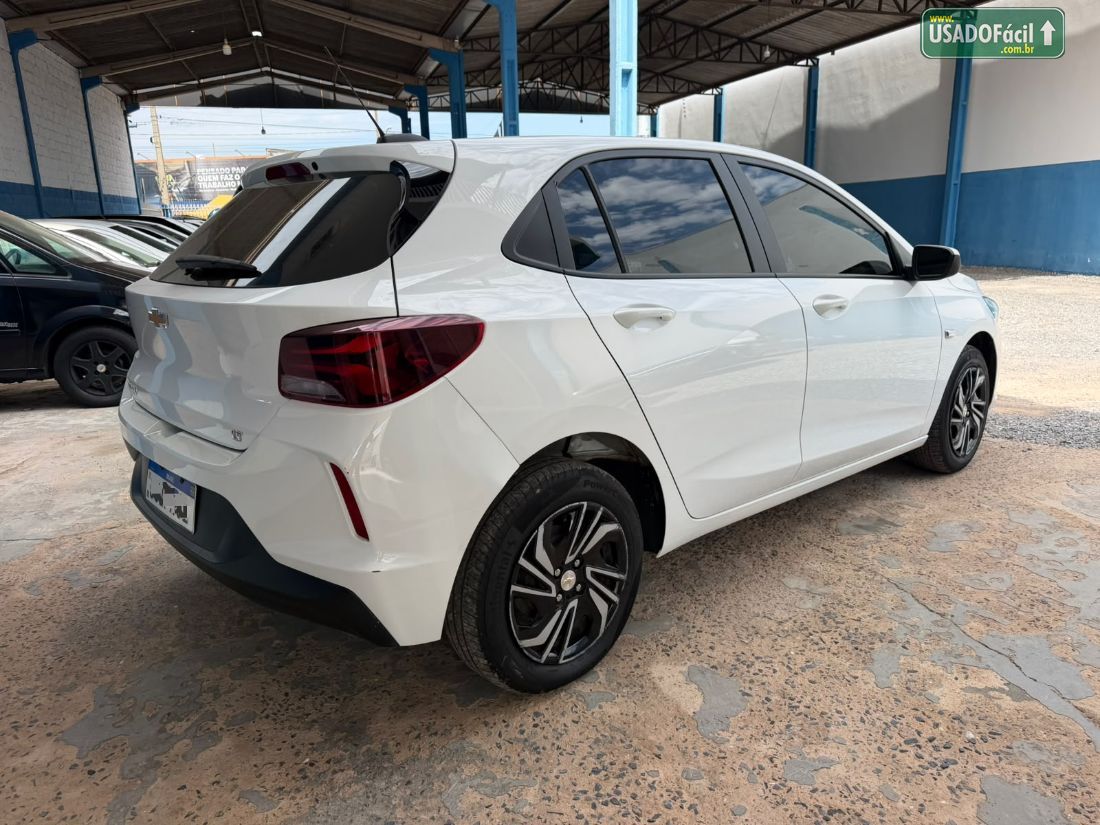 CHEVROLET/GM Onix Hatch LT 1.0 Mecânico Flex 2024/2025 — foto 6 de 8