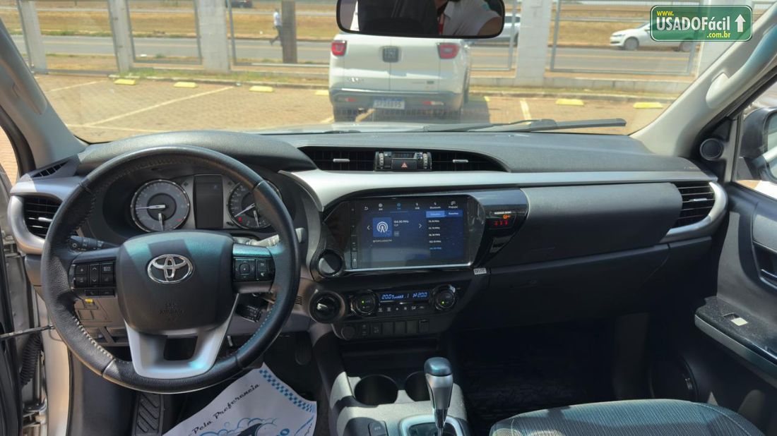 Toyota Hilux SR CD 2.8 4X4 TDI Automático Diesel 2023/2024 — foto 8 de 11