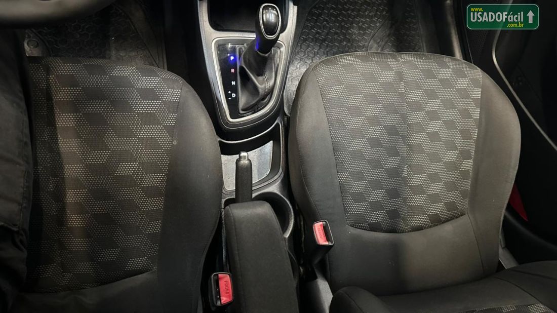 Hyundai HB20 Hatch Comfort Plus 1.6 Automático Flex 2018/2019 — foto 17 de 26