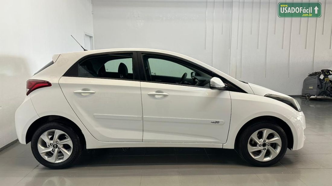 Hyundai HB20 Hatch Comfort Plus 1.6 Automático Flex 2018/2019 — foto 4 de 26