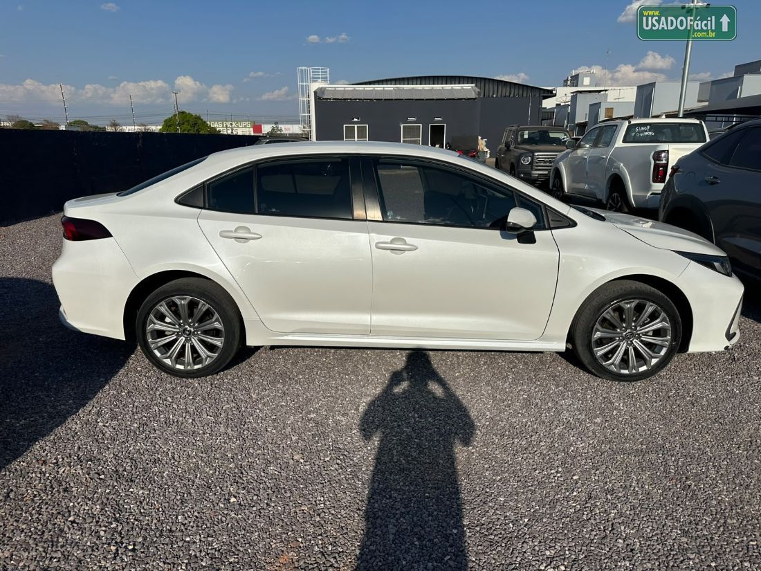 Toyota Corolla XEI 2.0 Automático Flex 2022/2023 — foto 2 de 9