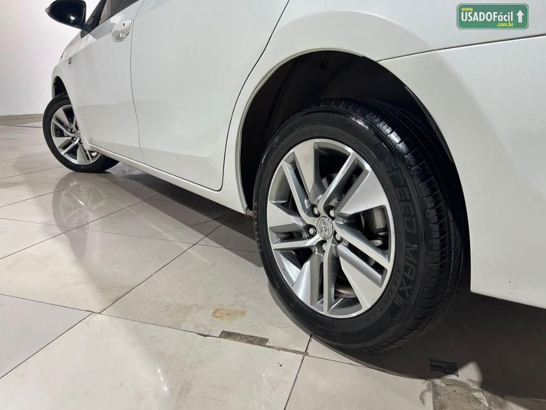 Toyota Corolla GLi Upper 1.8 Automático Flex 2016/2016 — foto 13 de 26
