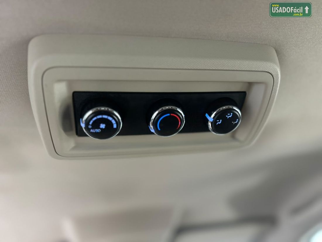 FIAT FREEMONT 2.4 PRECISION Automático 7 Lugares 2012/2012 — foto 26 de 30