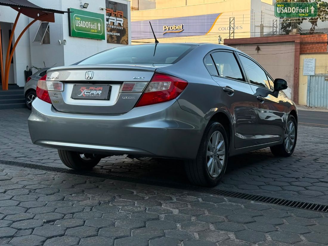 Honda Civic Sedan LXS 1.8 Mecânico 2015/2016 — foto 3 de 20