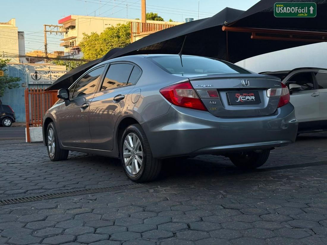 Honda Civic Sedan LXS 1.8 Mecânico 2015/2016 — foto 5 de 20