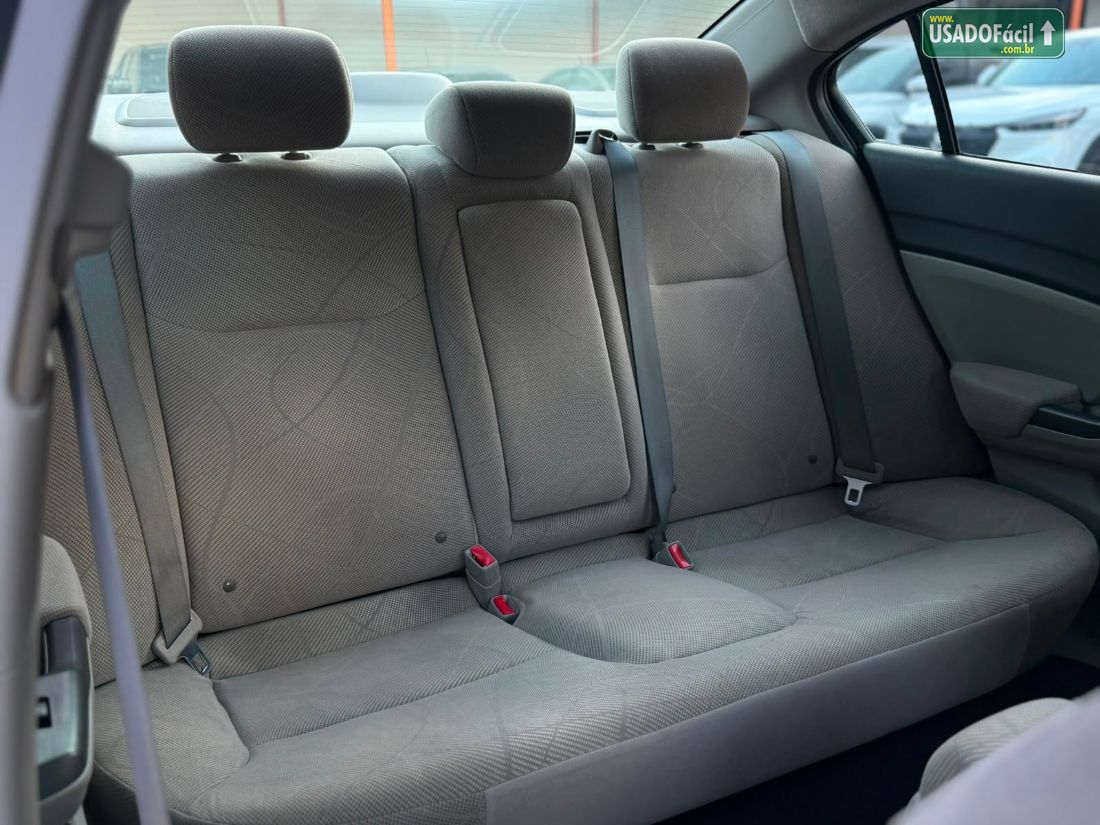 Honda Civic Sedan LXS 1.8 Mecânico 2015/2016 — foto 7 de 20