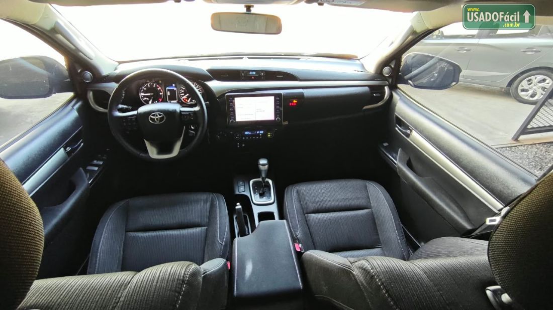 Toyota Hilux SR CD 2.8 4X4 TDI Automático Diesel 2021/2022 — foto 13 de 23