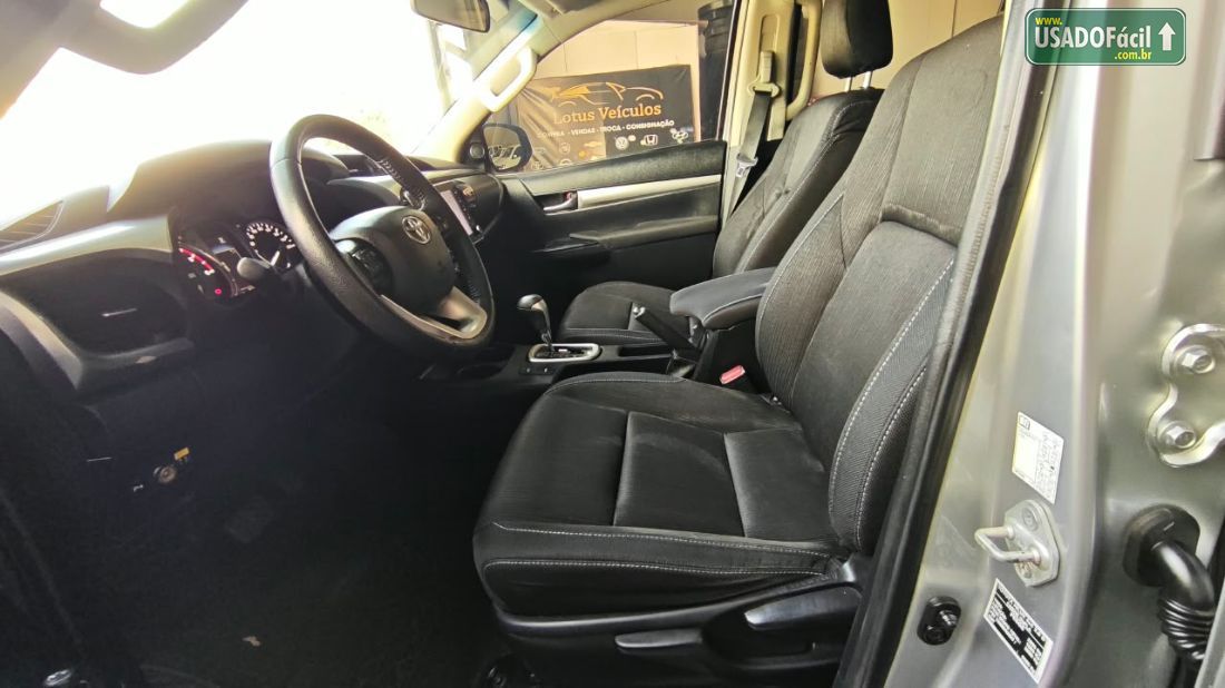 Toyota Hilux SR CD 2.8 4X4 TDI Automático Diesel 2021/2022 — foto 15 de 23