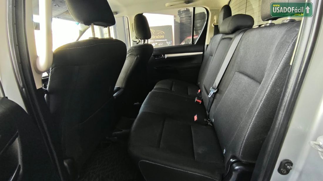 Toyota Hilux SR CD 2.8 4X4 TDI Automático Diesel 2021/2022 — foto 22 de 23