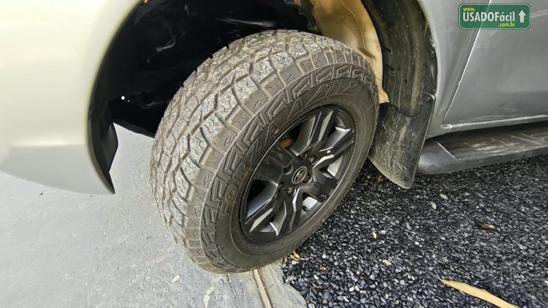 Toyota Hilux SR CD 2.8 4X4 TDI Automático Diesel 2021/2022 — foto 23 de 23