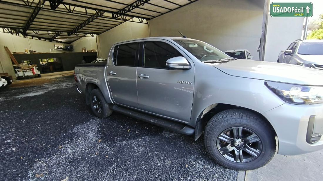 Toyota Hilux SR CD 2.8 4X4 TDI Automático Diesel 2021/2022 — foto 3 de 23