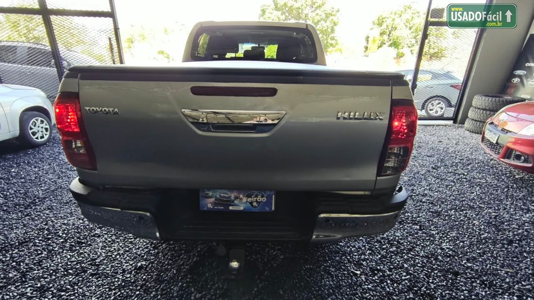 Toyota Hilux SR CD 2.8 4X4 TDI Automático Diesel 2021/2022 — foto 6 de 23