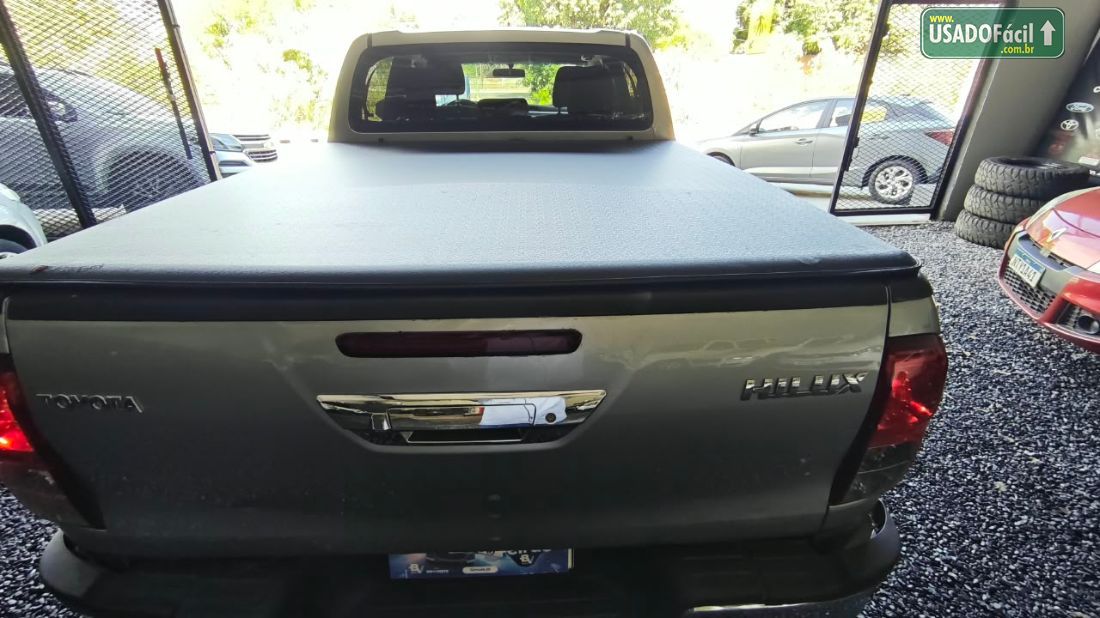 Toyota Hilux SR CD 2.8 4X4 TDI Automático Diesel 2021/2022 — foto 7 de 23