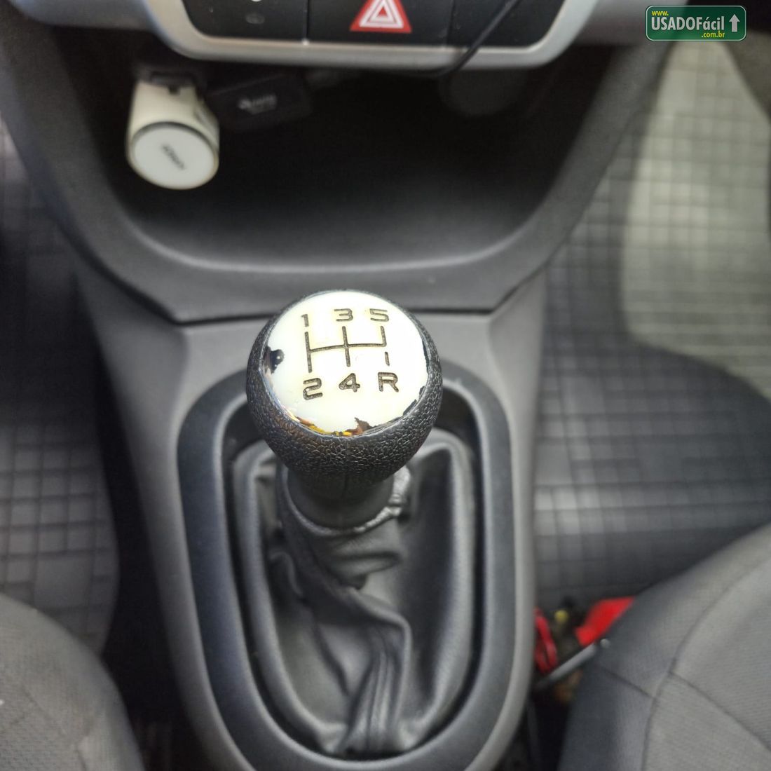 Citroen C3 Origine 1.5 Mecânico Flex 5P 2015/2016 — foto 12 de 14