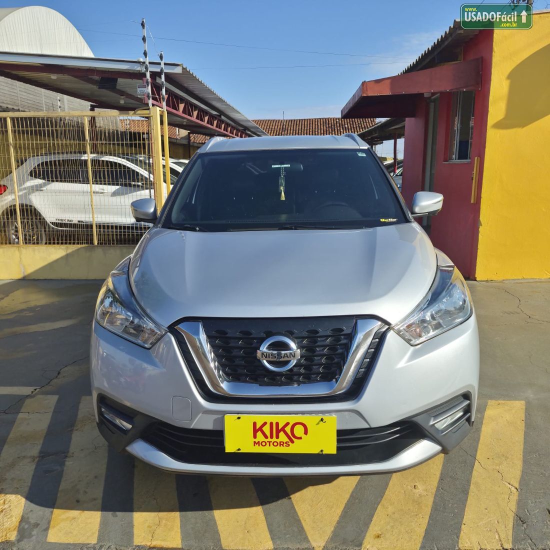 Nissan Kicks SL 1.6 Automático FlexStar 2016/2017 — foto 2 de 13
