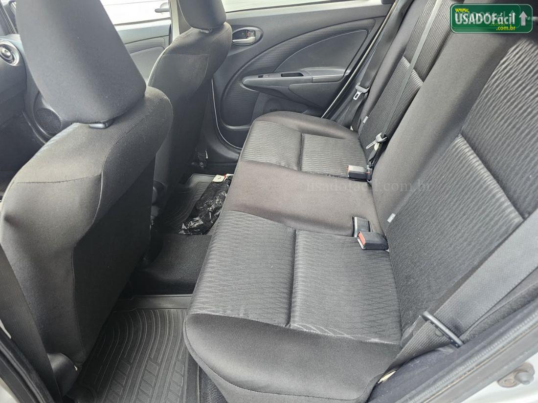 TOYOTA Etios Hatch X 1.3 Automático Flex 2020/2020 — foto 14 de 17