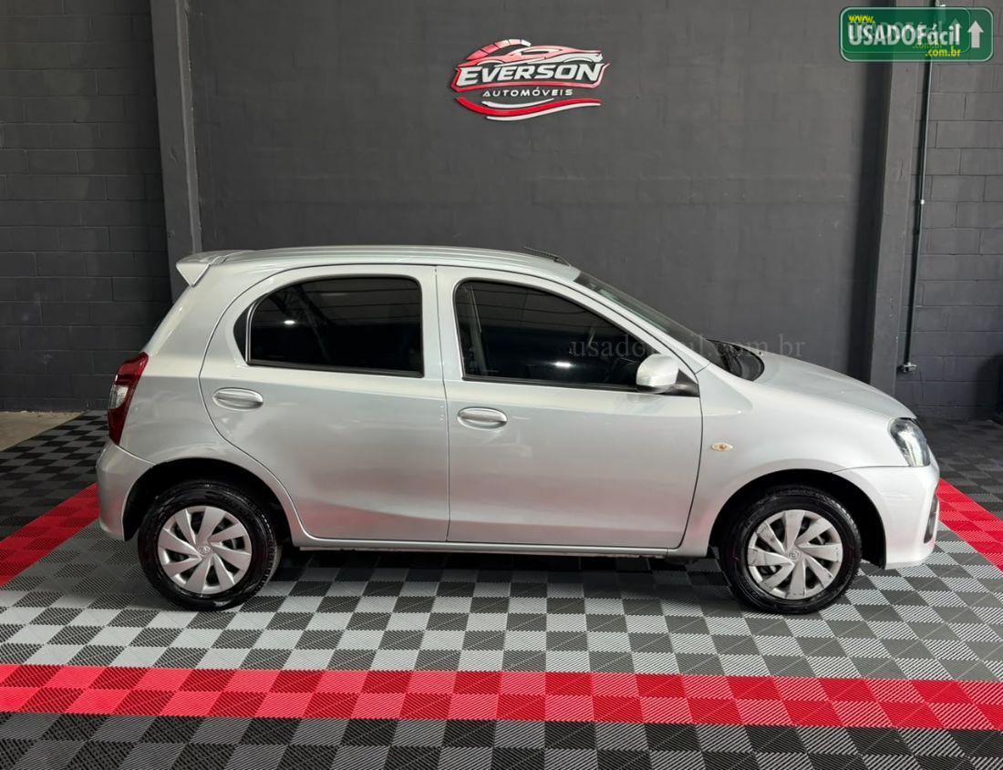 TOYOTA Etios Hatch X 1.3 Automático Flex 2020/2020 — foto 4 de 17