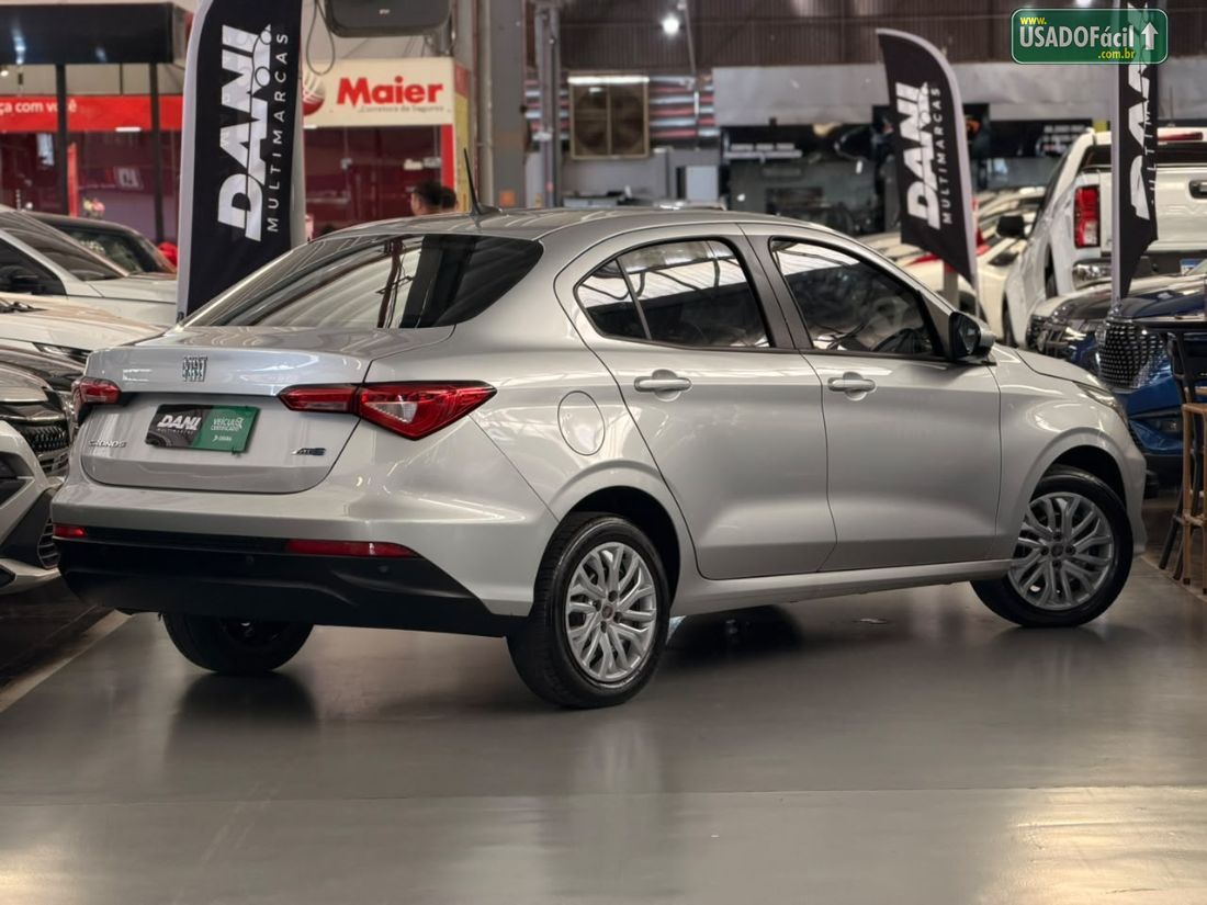 Fiat Cronos 1.8 Automático Flex 2020/2020 — foto 14 de 16