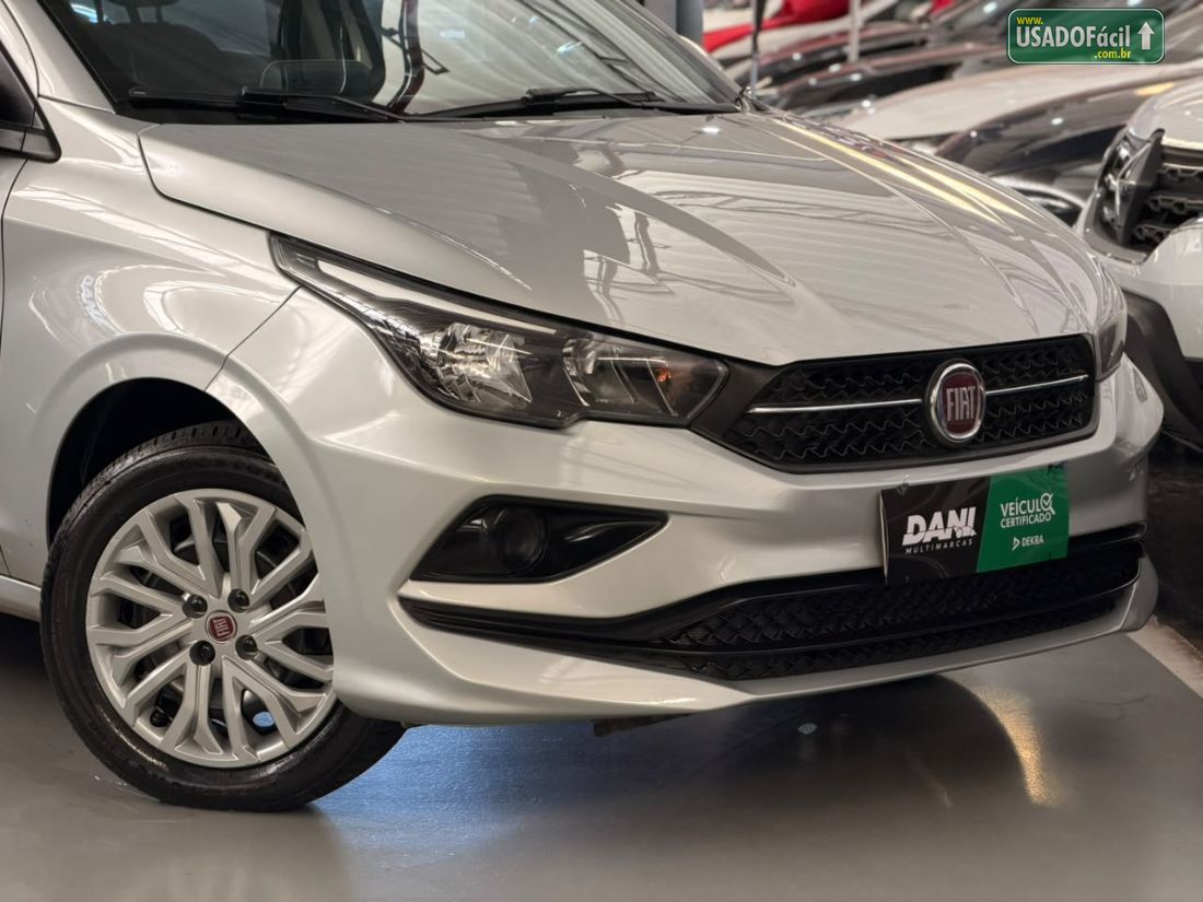Fiat Cronos 1.8 Automático Flex 2020/2020 — foto 4 de 16
