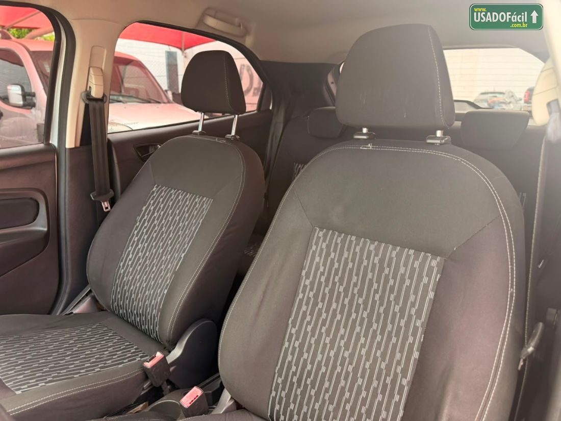 Ford Ka Hatch SE 1.0 Flex 5P 2014/2015 — foto 9 de 15