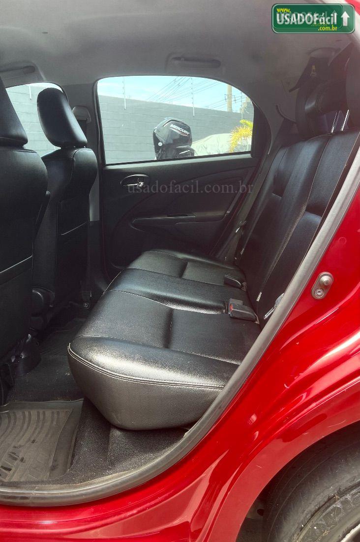 TOYOTA Etios Hatch Cross 1.5 Automático Flex 2018/2018 — foto 5 de 6