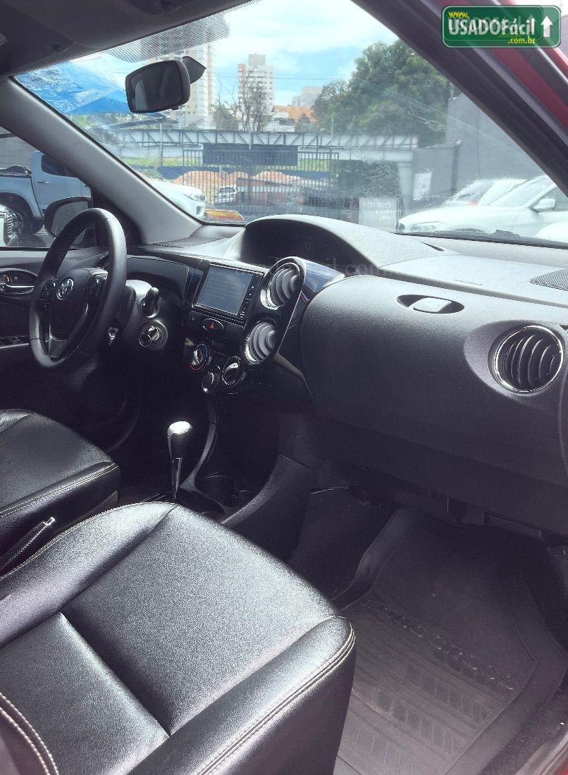 TOYOTA Etios Hatch Cross 1.5 Automático Flex 2018/2018 — foto 6 de 6