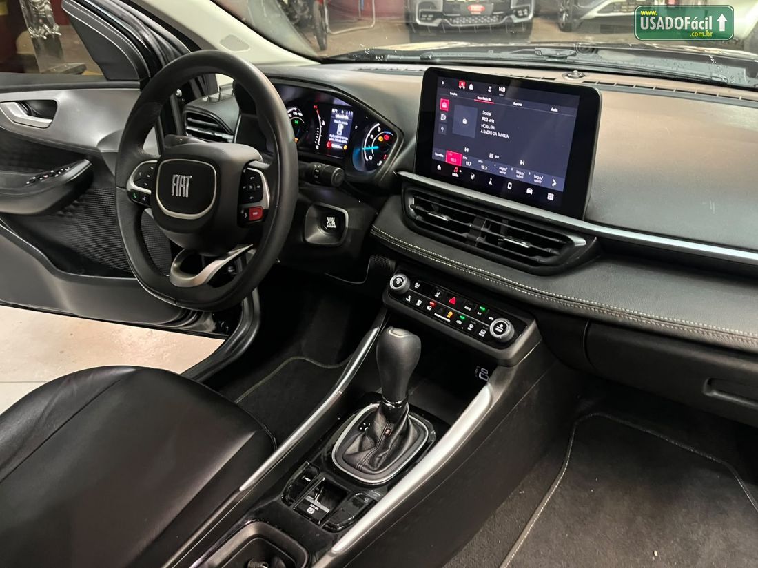 Fiat Fastback Audace 200 Turbo Automático Híbri­do 2025/2025 — foto 15 de 16