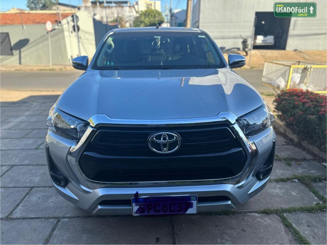 Toyota Hilux SRV CD 2.8 4x4 TDI Automático Diesel 2023/2024 — foto 2 de 10