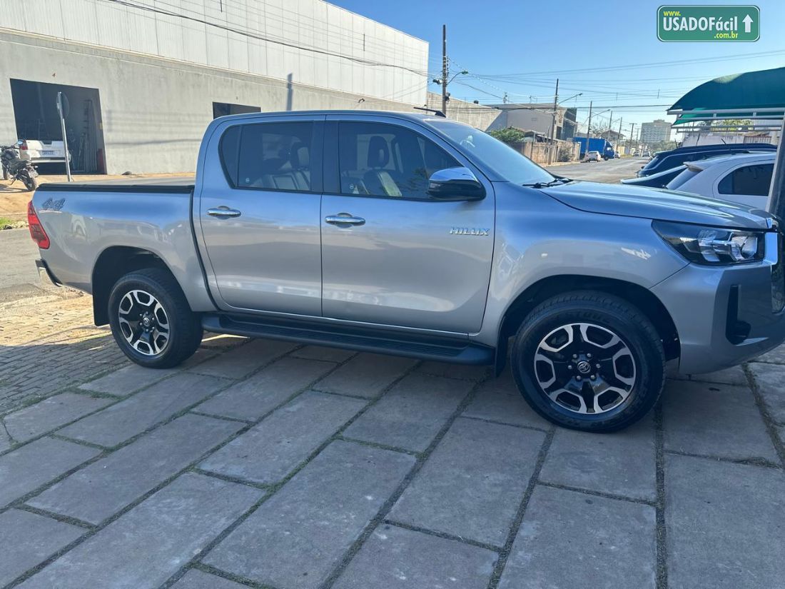 Toyota Hilux SRV CD 2.8 4x4 TDI Automático Diesel 2023/2024 — foto 5 de 10