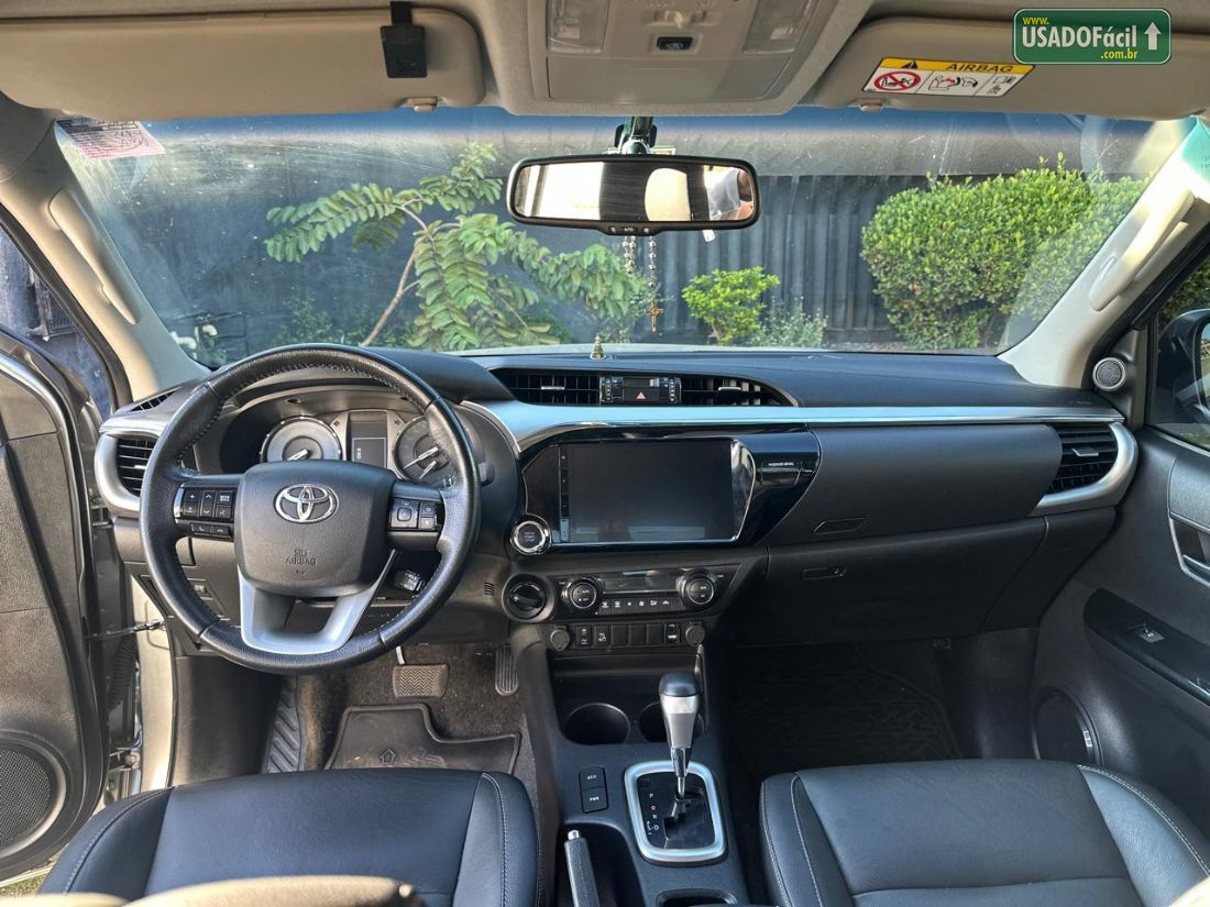 Toyota Hilux SRV CD 2.8 4x4 TDI Automático Diesel 2023/2024 — foto 9 de 10