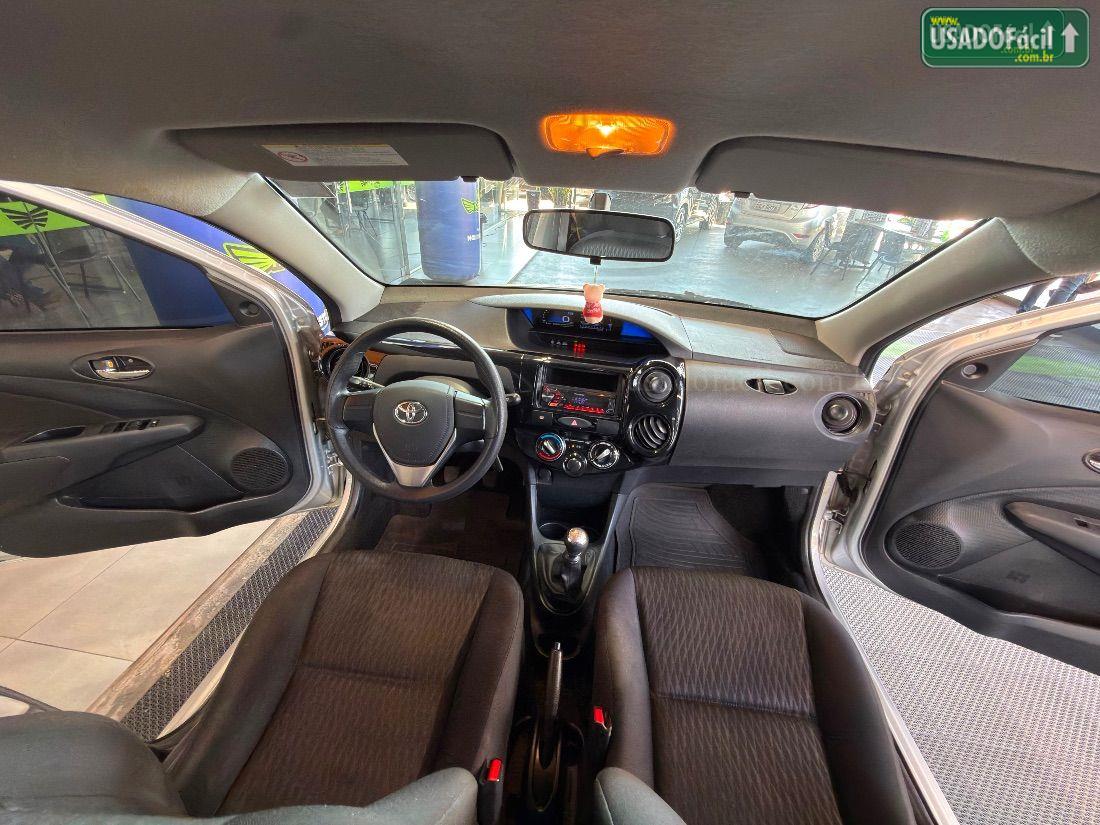 TOYOTA Etios Hatch X 1.3 Mecânico Flex 2017/2018 — foto 11 de 12