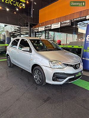 TOYOTA Etios Hatch X 1.3 Mecânico Flex