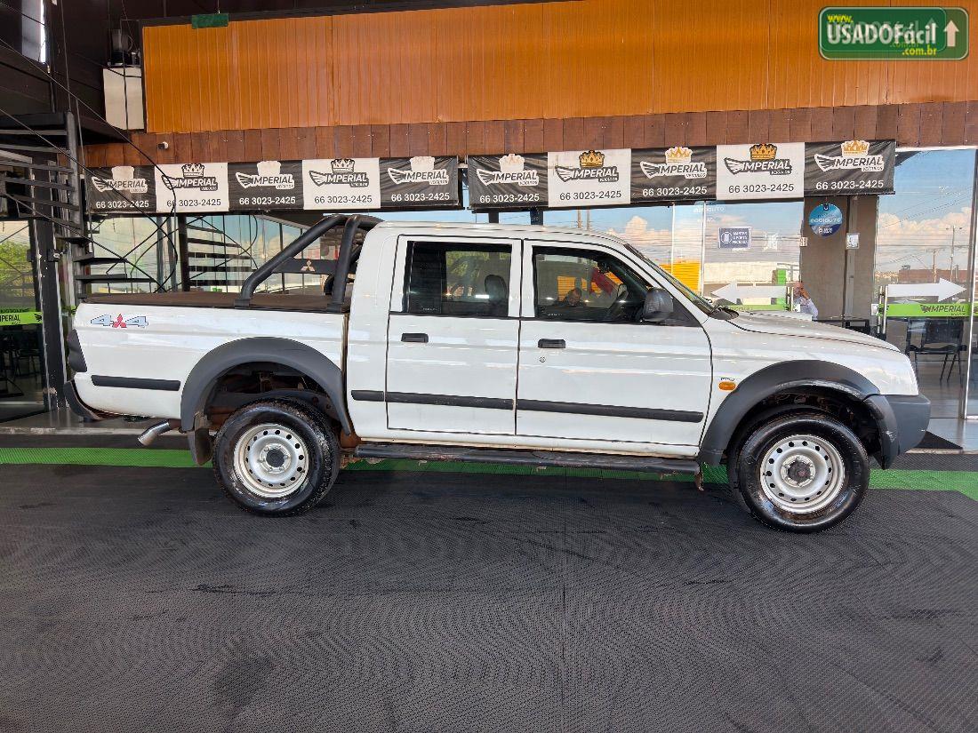MITSUBISHI L200 Outdoor HPE CD 2.5 4x4 Turbo Mecânico Diesel 2011/2012 — foto 6 de 12