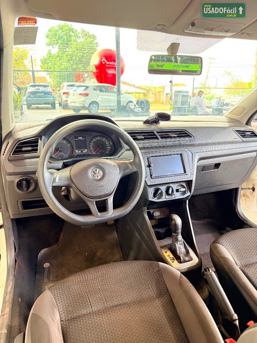Volkswagen Voyage 1.6 MSi Automático Flex 2021/2022 — foto 2 de 12